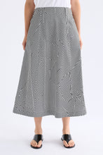 Laden Sie das Bild in den Galerie-Viewer, ELK Vier Skirt