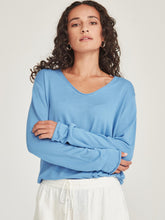 Charger l&#39;image dans la galerie, SILLS Vinnie V Neck Sweater