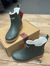 Load image into Gallery viewer, THOMAS COOK Wynyard Waterproof Boots