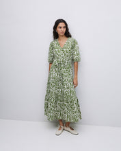 Indlæs billede til gallerivisning YERSE Anemone Floral Dress