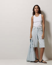 Cargar imagen en el visor de la galería, YERSE Laguna Denim Shorts