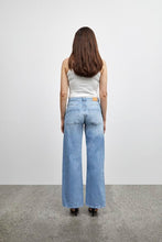 Load image into Gallery viewer, PULZ Vega Jeans