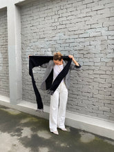 Load image into Gallery viewer, LOU HELLER x DH THE MARGUERITE Lambswool Scarf