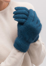 Load image into Gallery viewer, UNTOUCHED WORLD Cosy Gloves